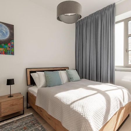 Apartament Ksiezycowy - Mlyn Maria - Art Apartments Вроцлав Екстер'єр фото